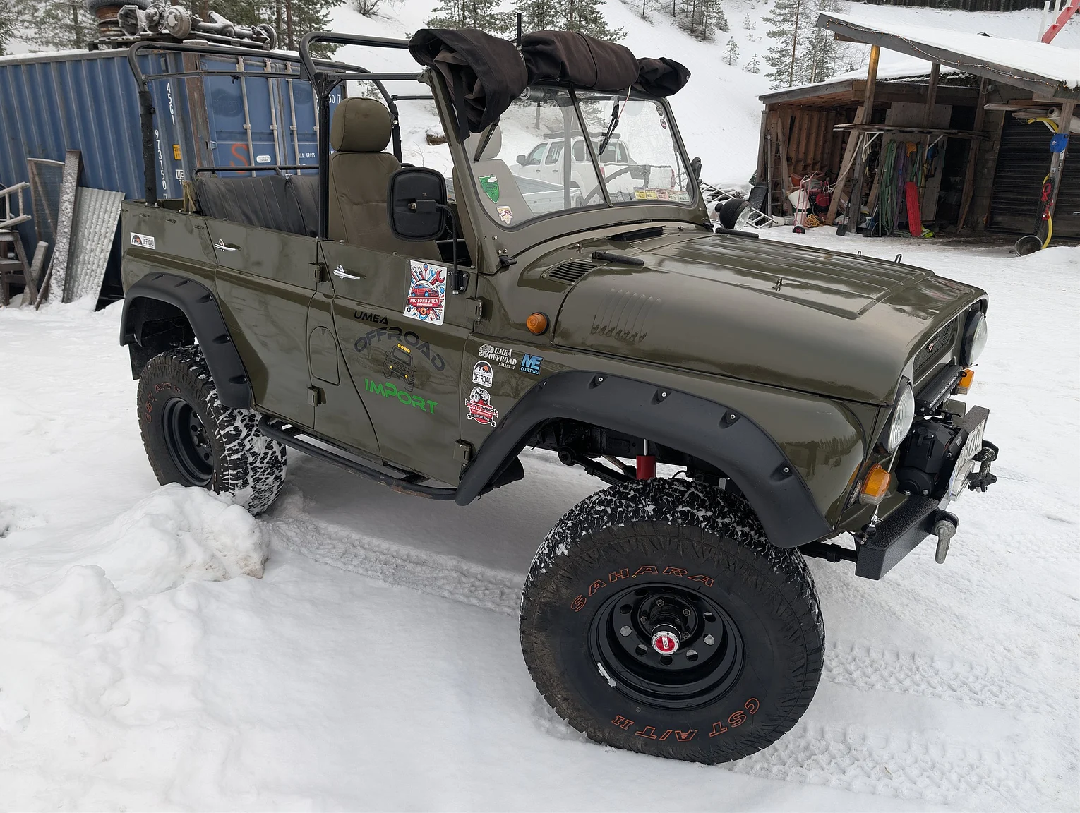 Exterior image of 1973 UAZ 469 2.9 (10)