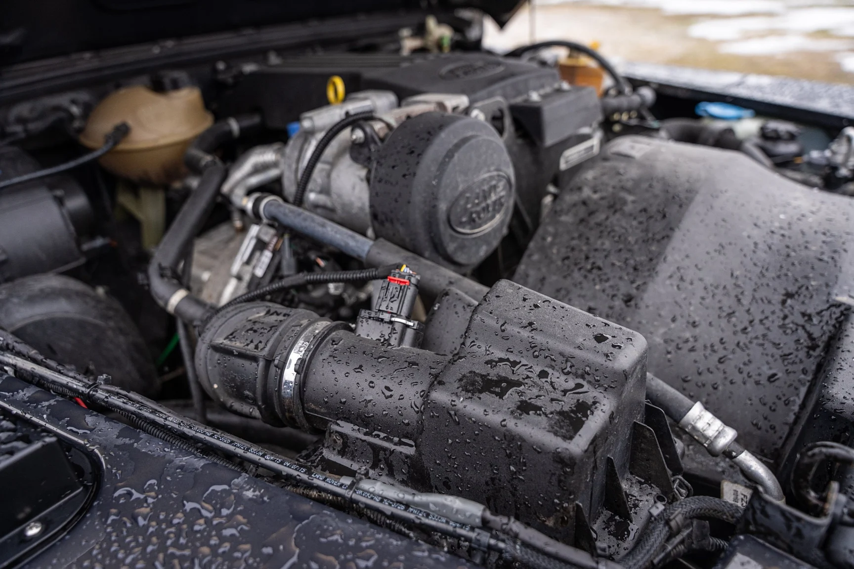 Image of 2015 Land Rover Defender 90 Special (12) mechanics