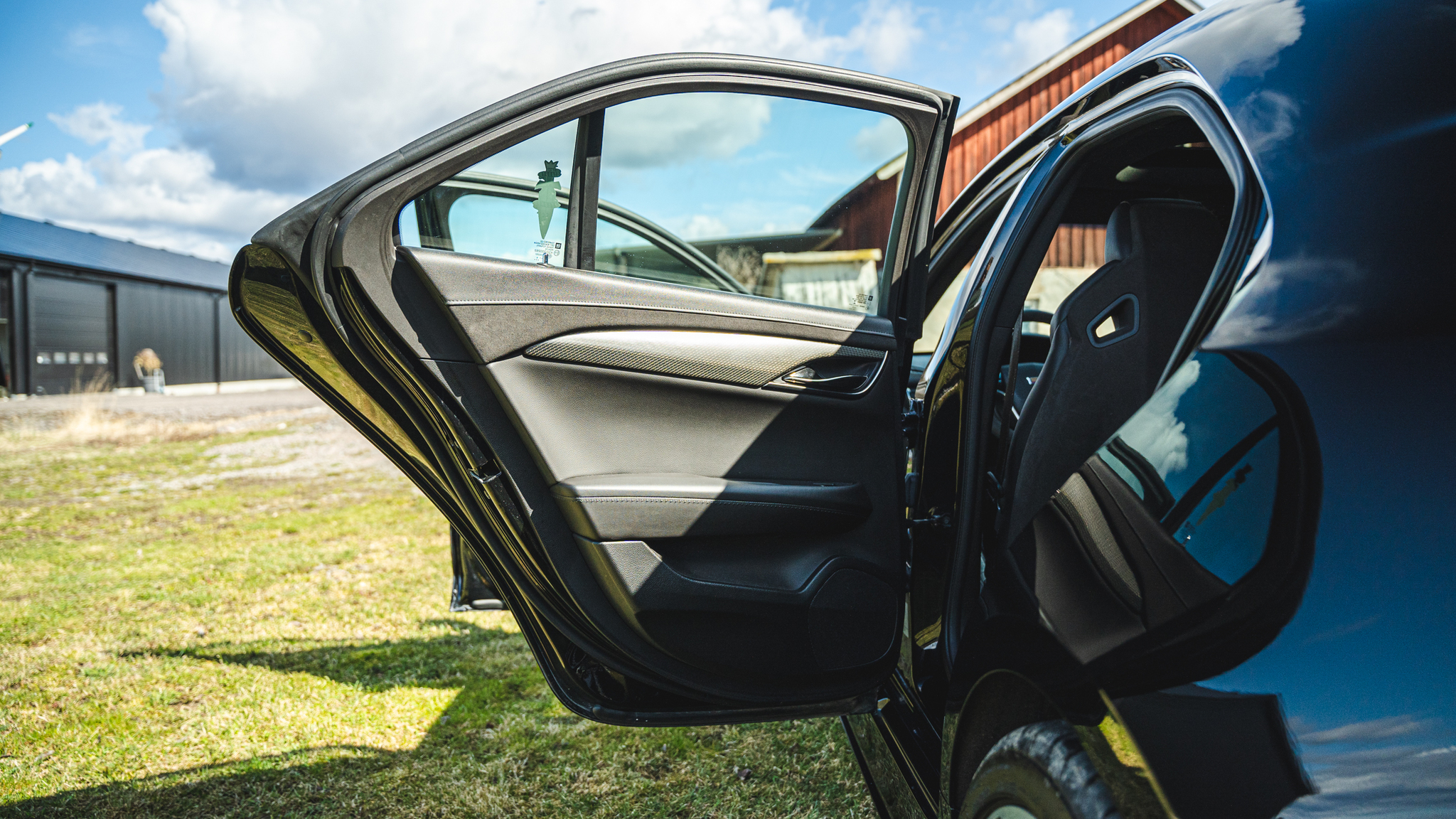 Interiörbild 2016 Cadillac ATS-V (11)