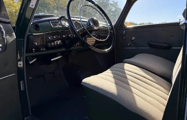 1955 Mercedes-Benz 180 väldigt fin och mycket dokument – Interiör
