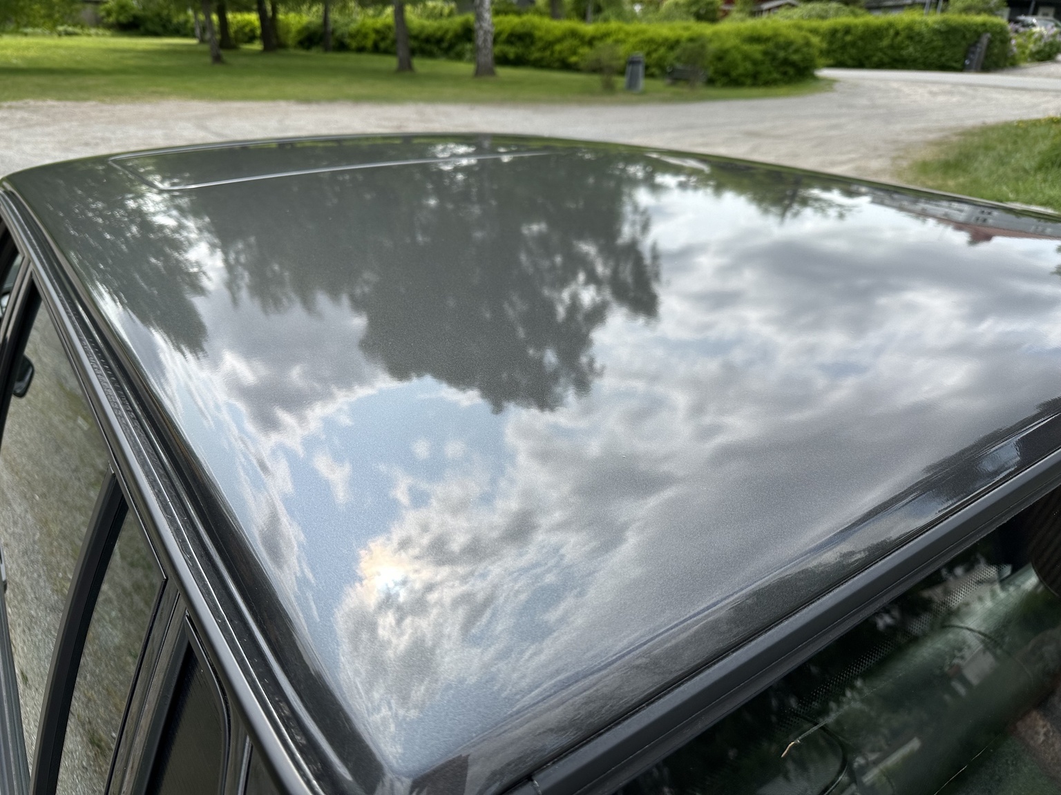 Exterior image of 1990 Volvo 740 Turbo 16s