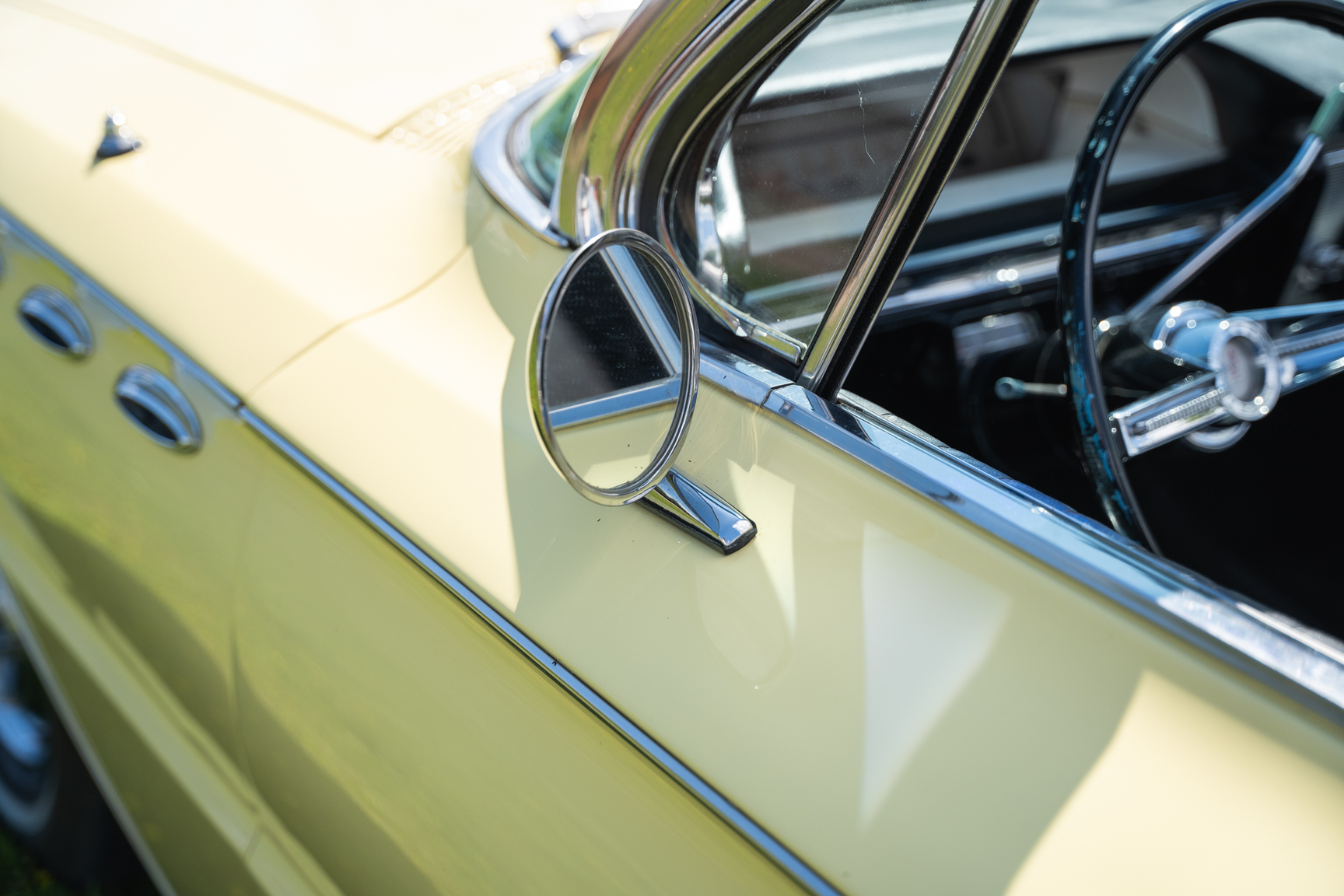 Aussenfoto 1961 Buick Electra 225 cab (52)