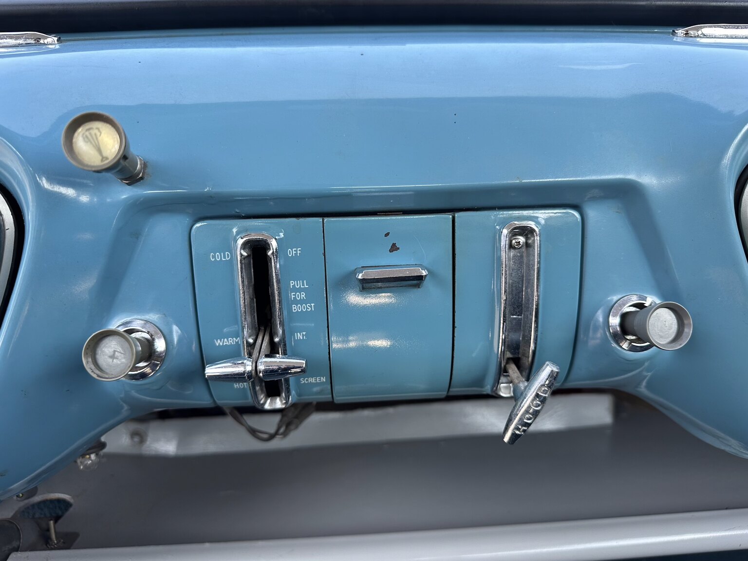 Interiörbild 1961 Ford Anglia