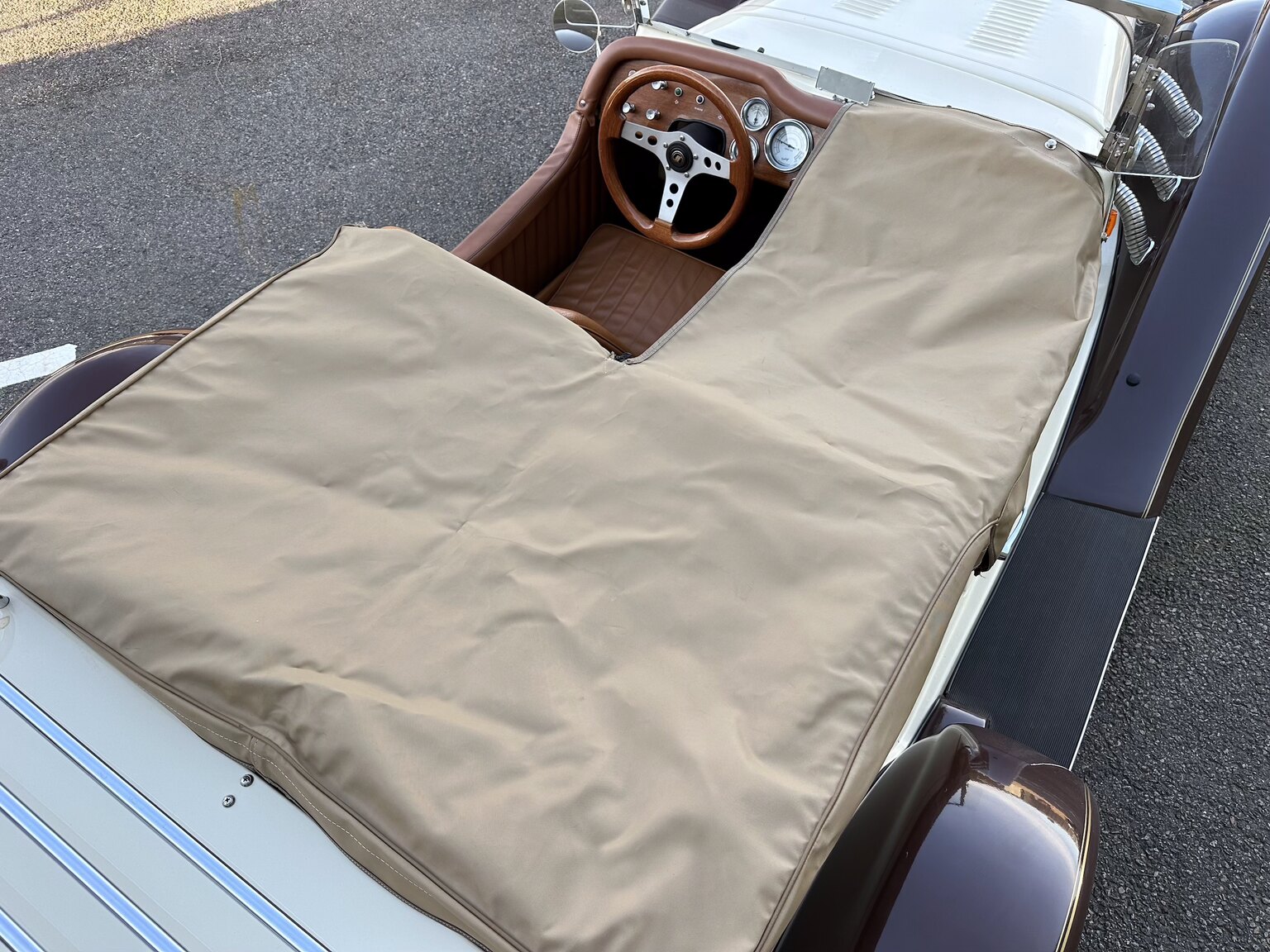 Exteriörbild på 1971 MB Gazelle