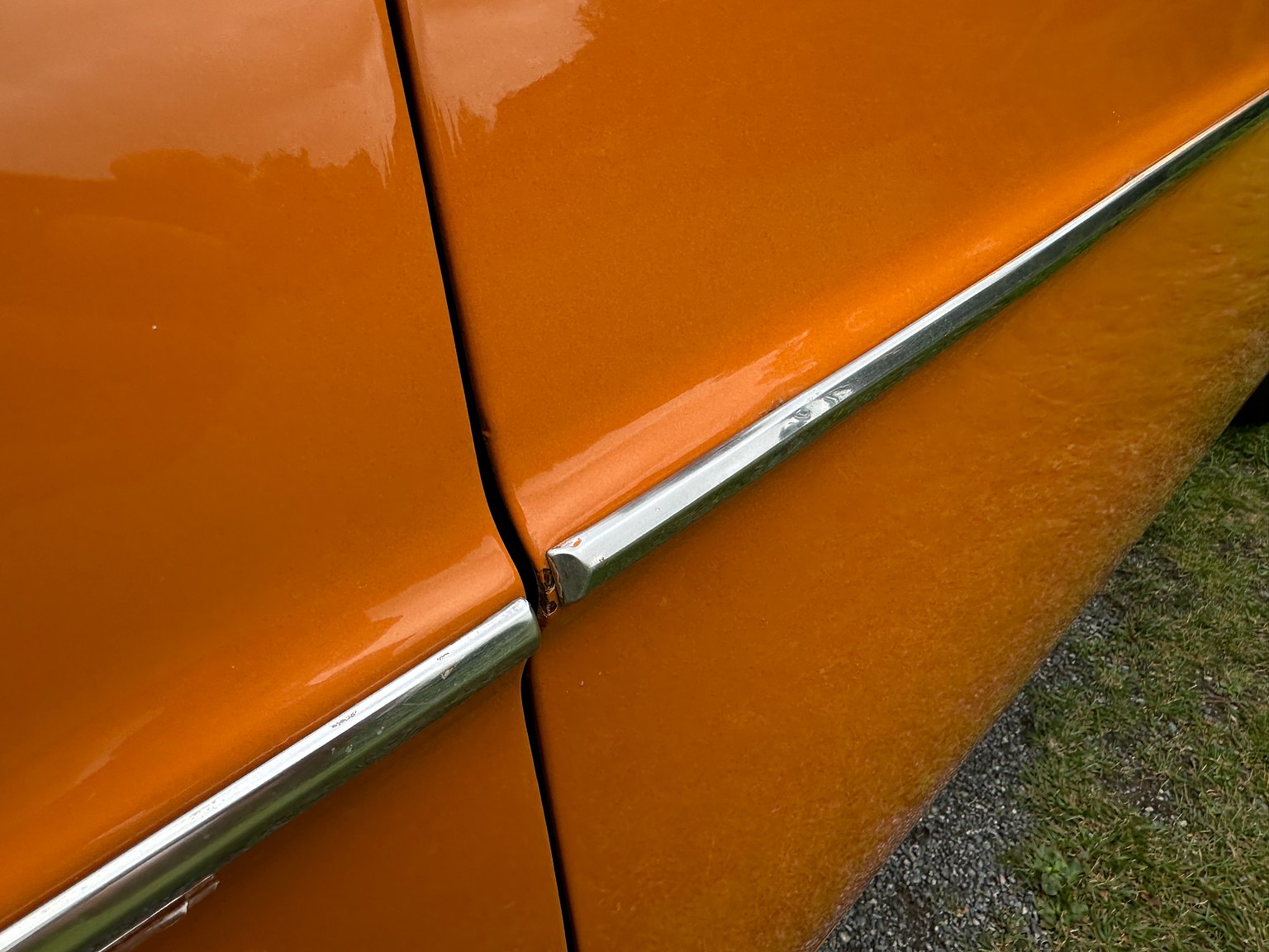 Exteriörbild på 1974 Volvo 142 2.0