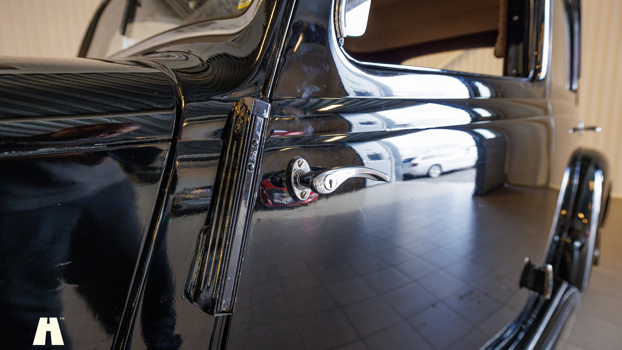 Exterior image of 1950 Mercedes Benz 170 va (18)