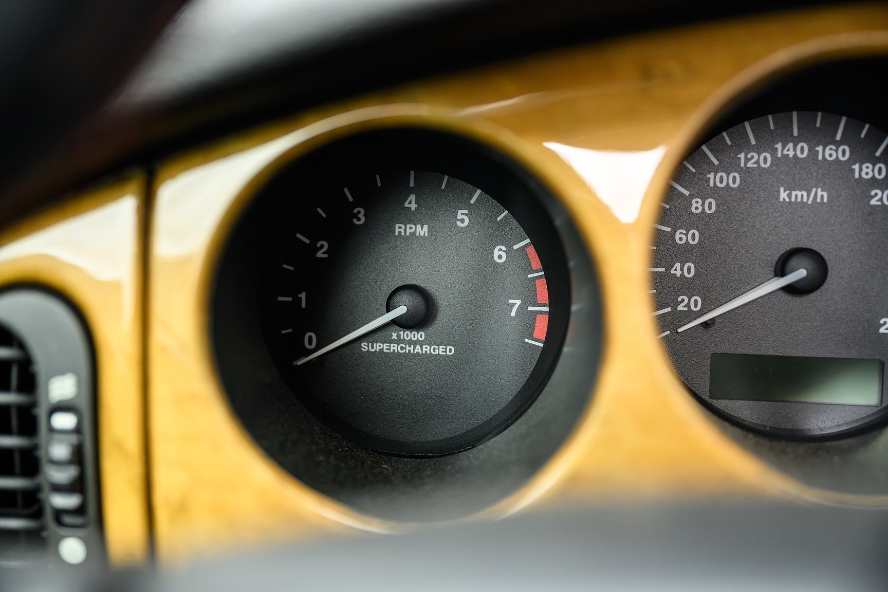Interior image of 2001 Jaguar XKR Silverstone