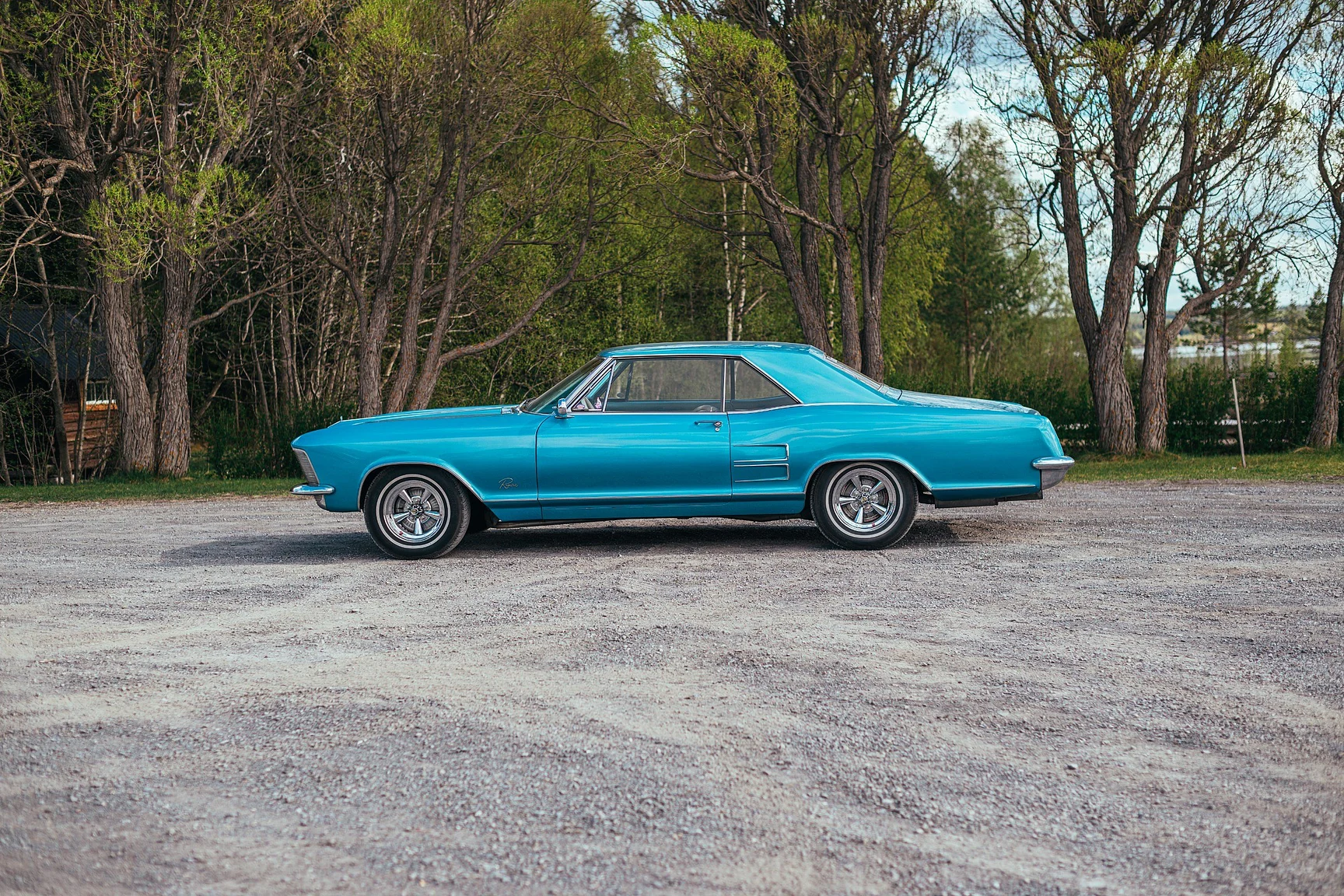Exterior image of 1964 Buick Riviera Coupé (1)