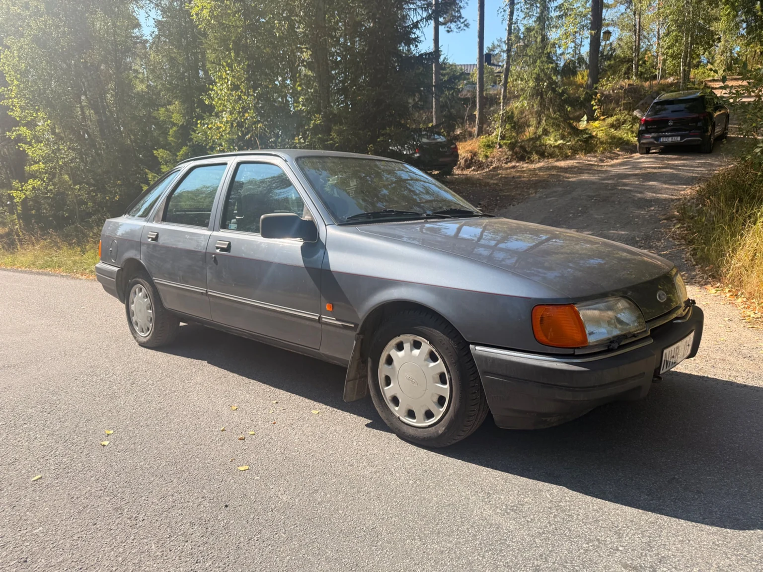 Exteriörbild på 1988 Ford Sierra 5-dörrar (14)