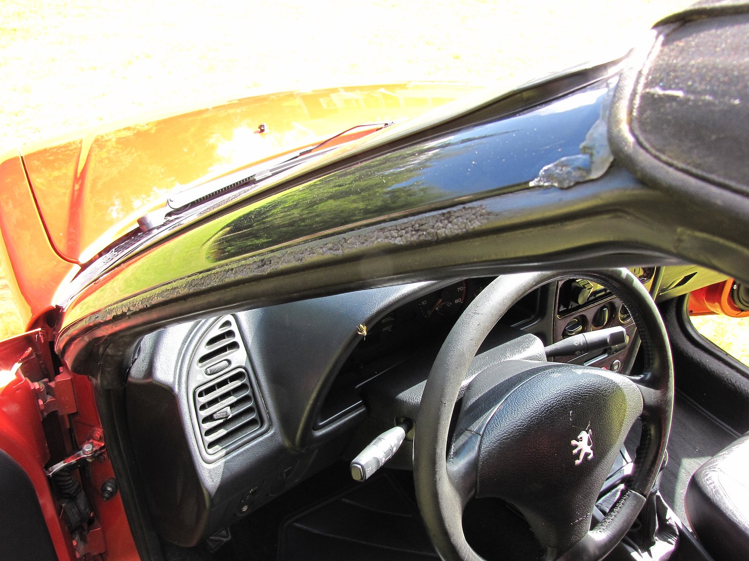 Interior image of 1999 Peugeot 306 Cabriolet 2.0 Manuell