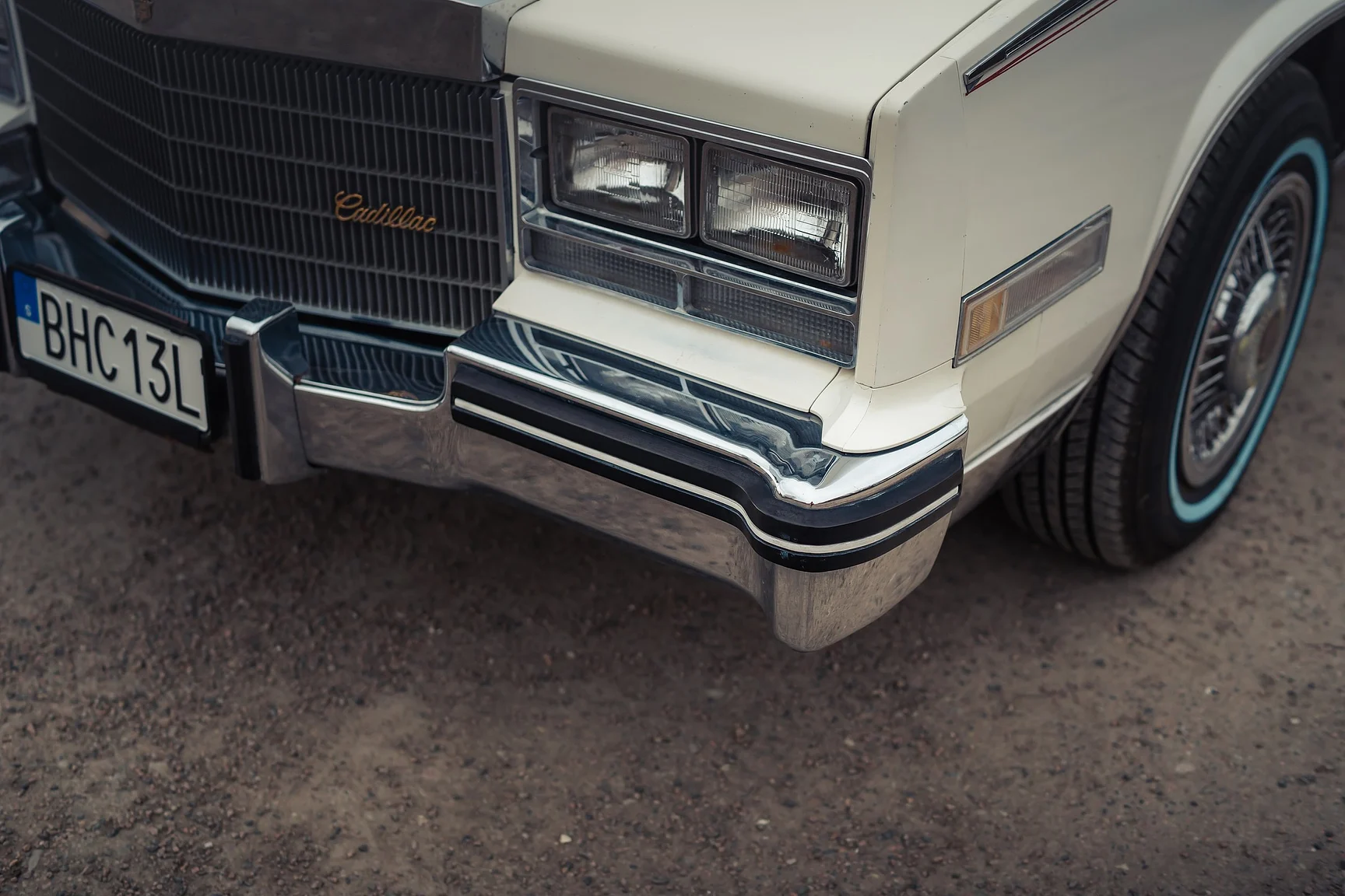 Exterior image of 1984 Cadillac Eldorado Biarritz Convertible (24)