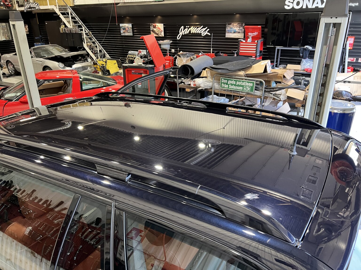 Exteriörbild på 2003 BMW 540i Touring