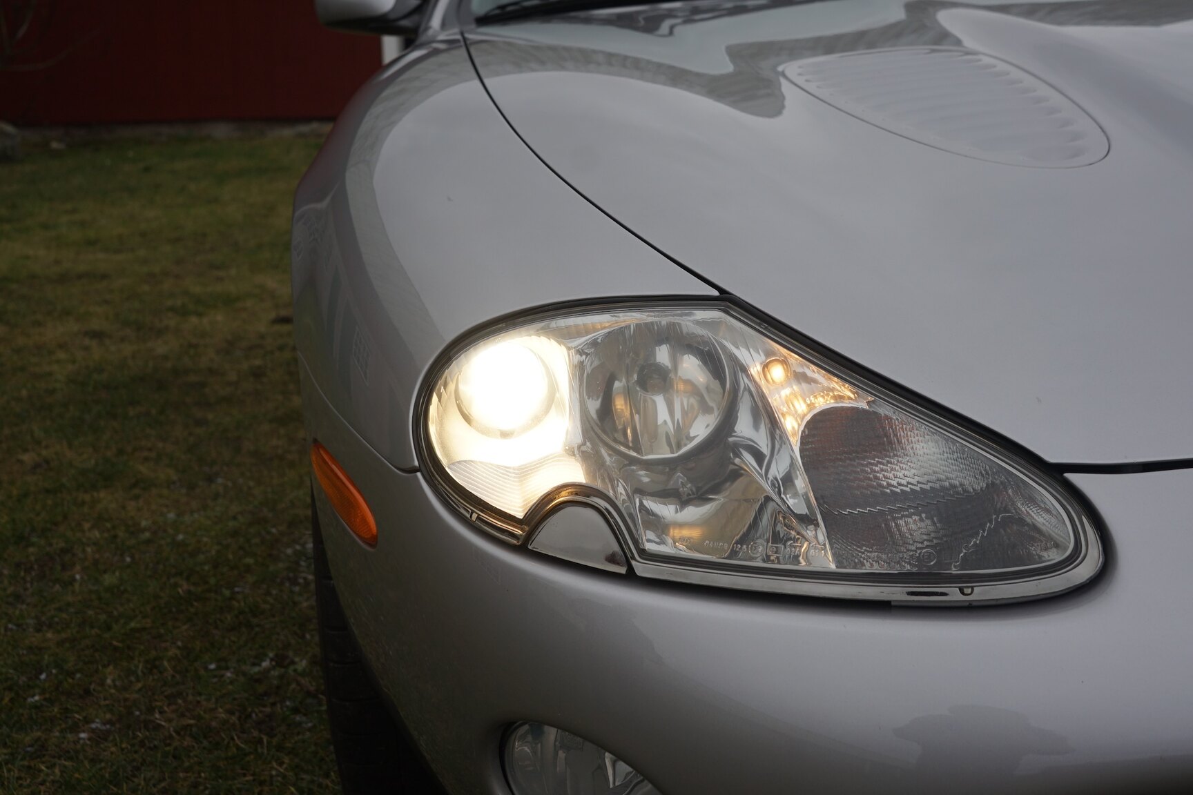 Exterior image of 2001 Jaguar XKR Silverstone