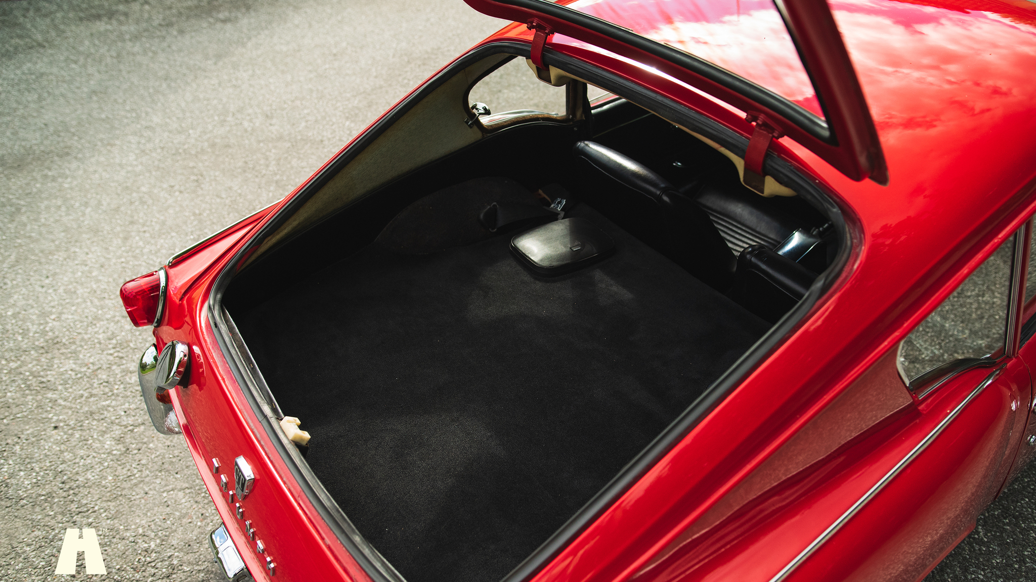 Interior image of 1967 Triumph GT6
