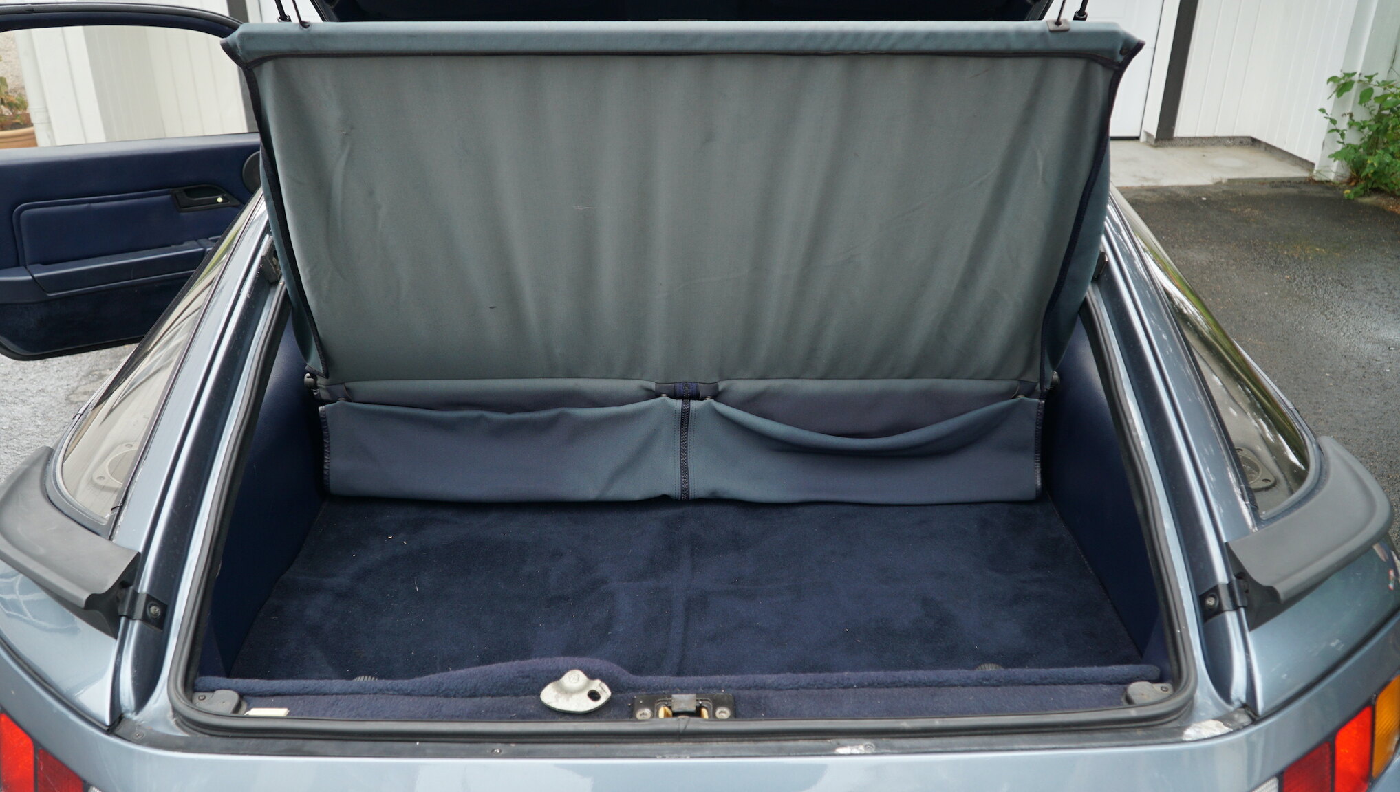 Innenraumfoto von 1983 Porsche 928S (53)