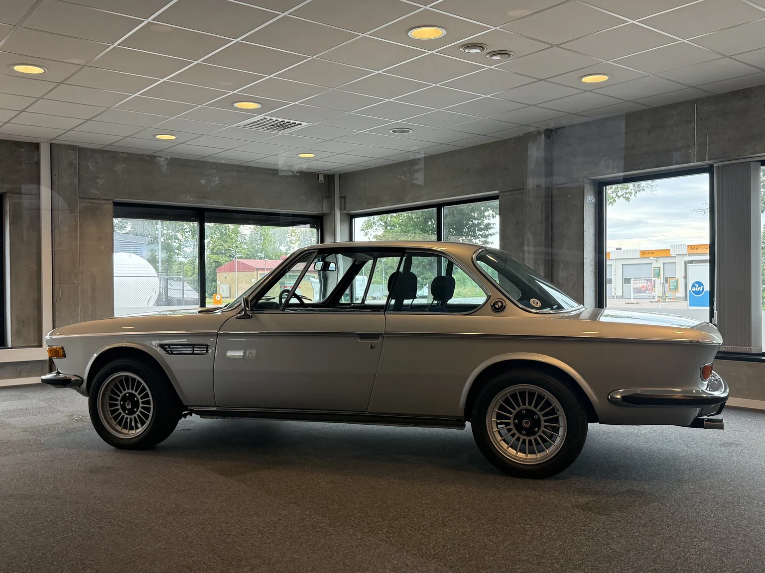 Exteriörbild på 1972 BMW E9 3.0 CSI (19)