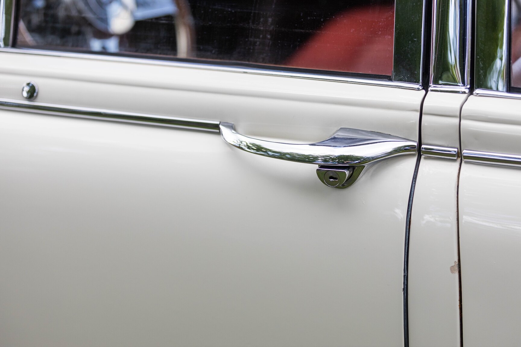 Exterior image of 1968 Jaguar 340 XK Mark II
