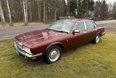 #<Image:0x00007fa5577c30e0>