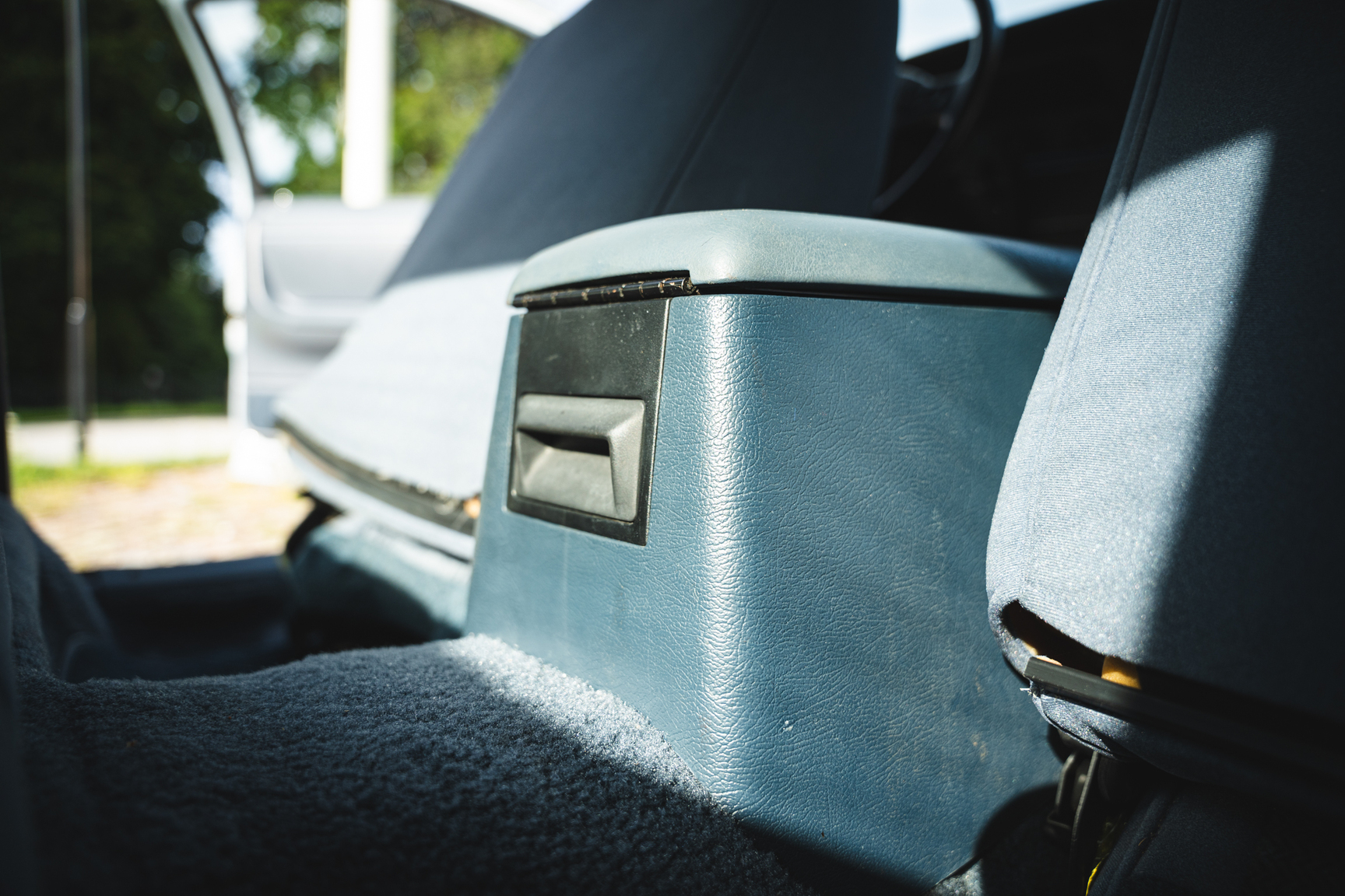 Innenraumfoto von 1991 Ford Thunderbird (49)