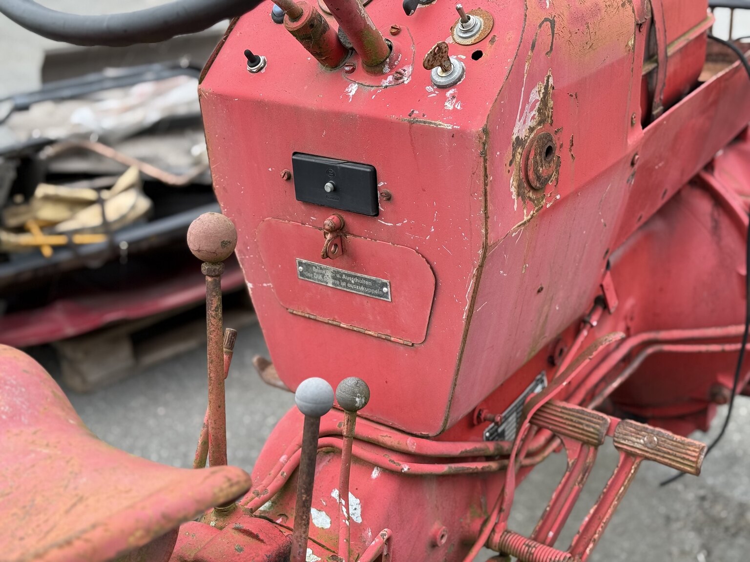 Exterior image of 1959 Porsche Diesel Traktor (Rep-objekt)