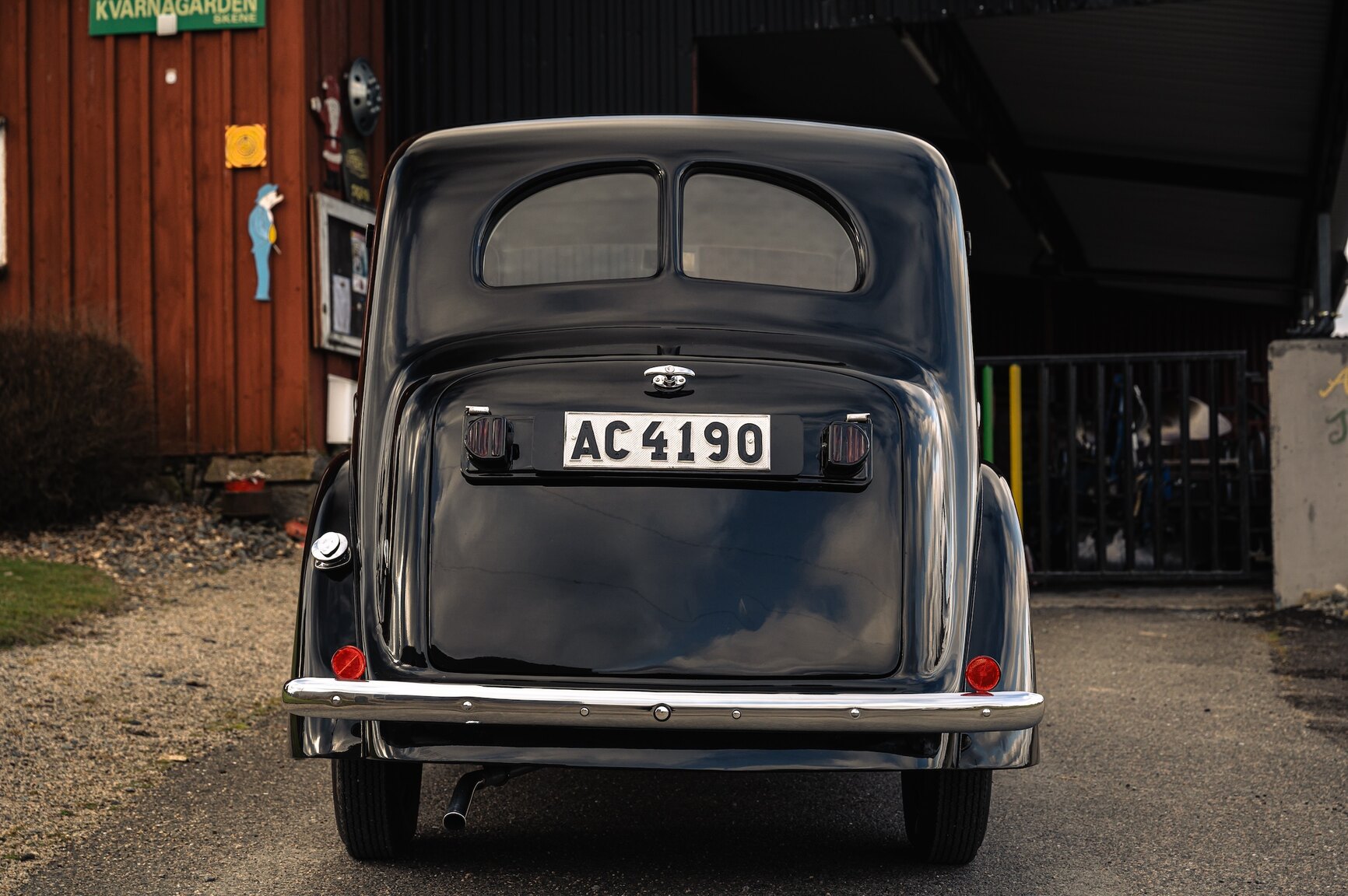 Exteriörbild på 1937 Austin Ten-Four 10-4