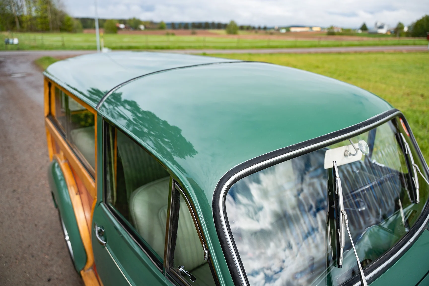 Exteriörbild på 1968 Morris Minor Traveller (21)