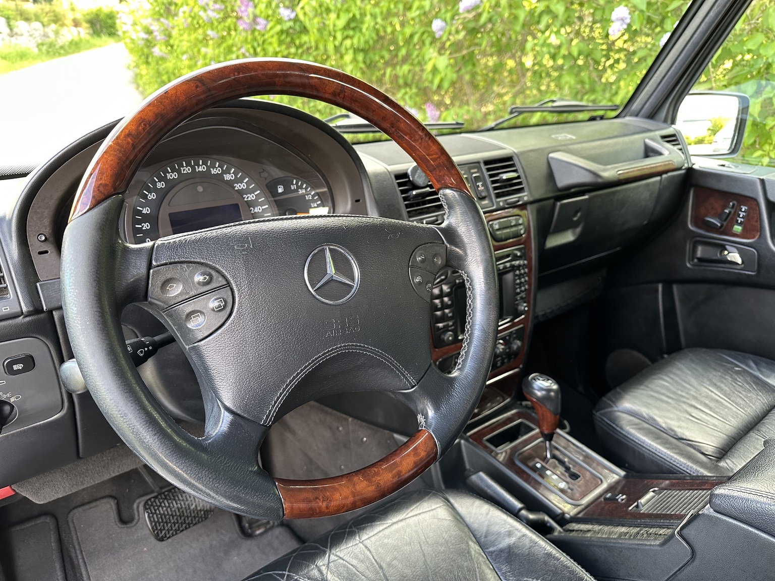 Innenraumfoto von 2002 Mercedes-Benz G 500