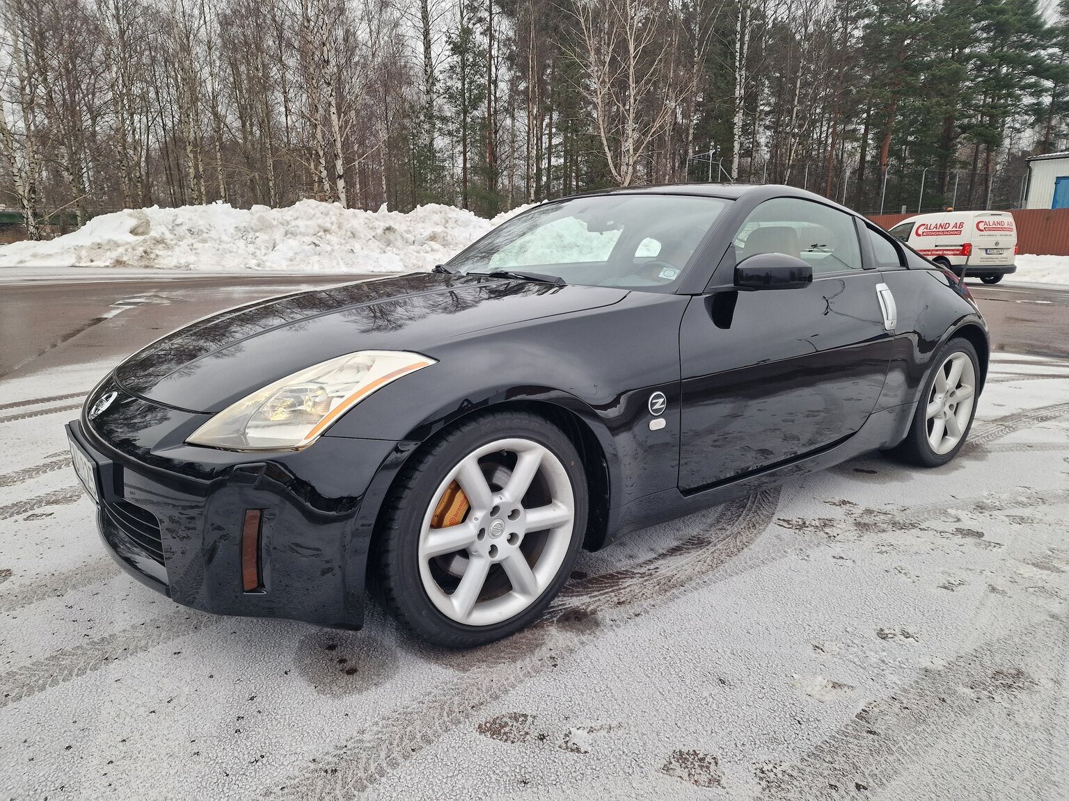 Exteriörbild på 2004 Nissan 350Z