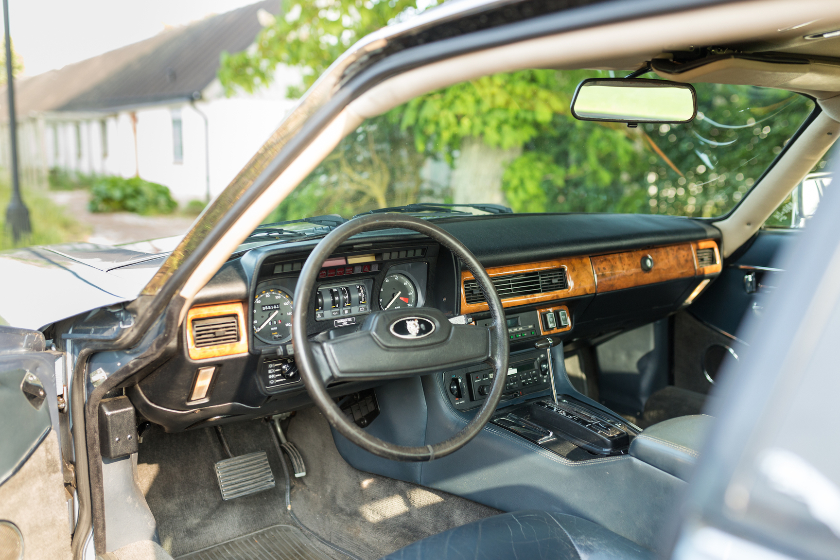 Innenraumfoto von 1987 Jaguar Xj-SC (2)