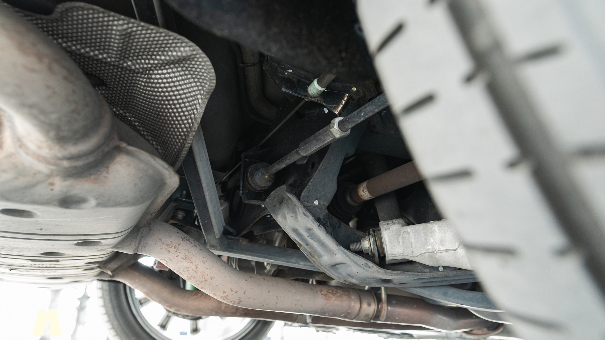 Image of 2008 Jaguar XKR mechanics (49)