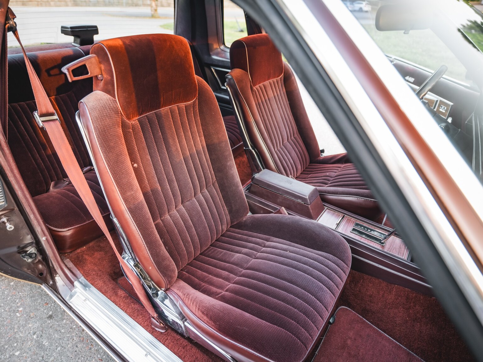 Interior image of 1986 Oldsmobile Cutlass 442