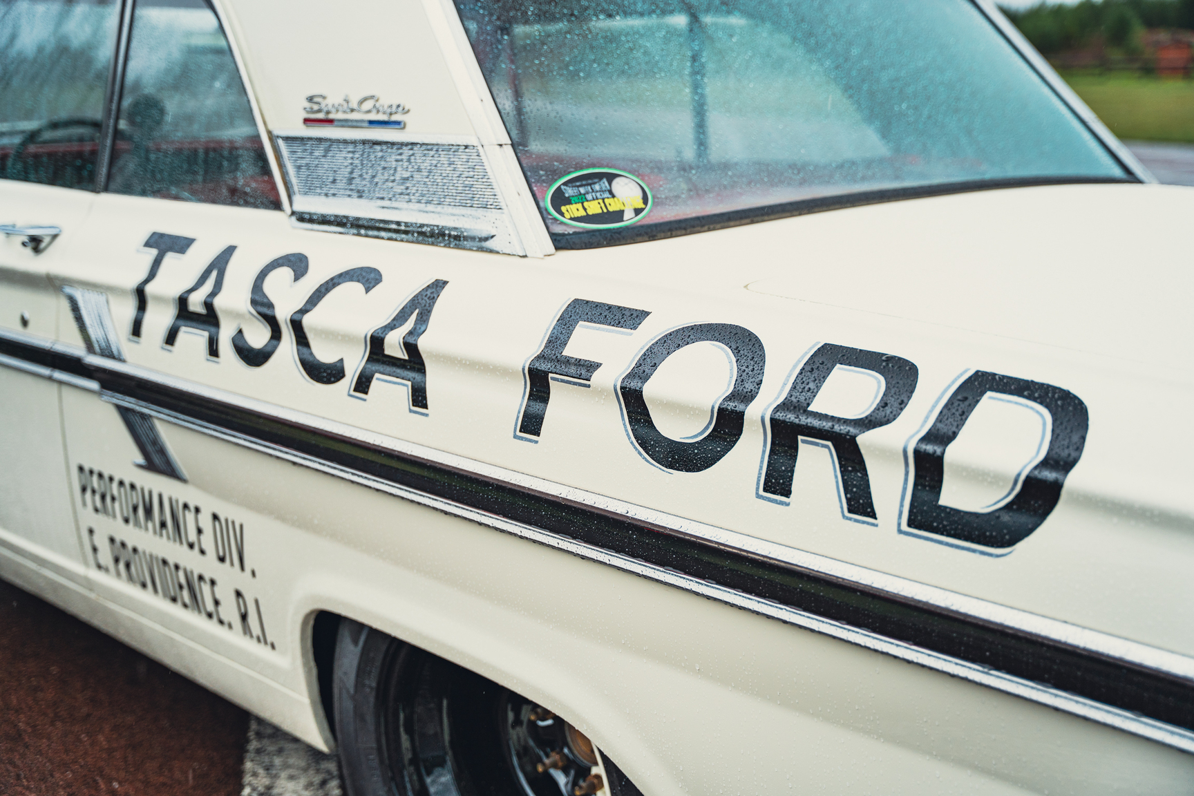 Aussenfoto 1964 Ford Fairlane 500 Sport Coupé (68)