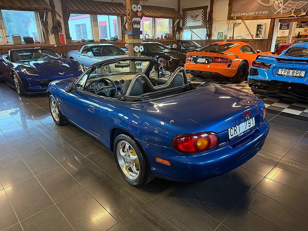 Bild von 1999 Mazda MX-5 (11)