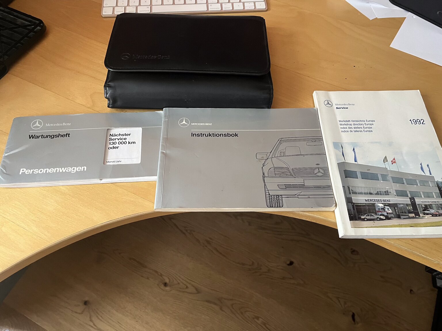 Dokumentation för 1992 Mercedes-Benz SL 500