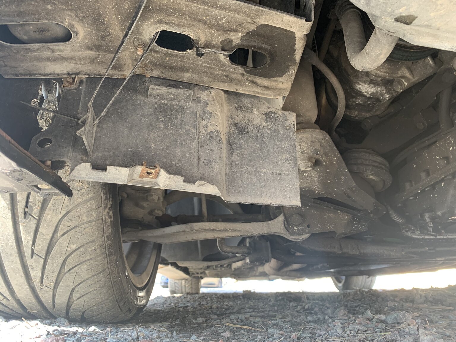 Image of 1995 BMW 840i (14) mechanics