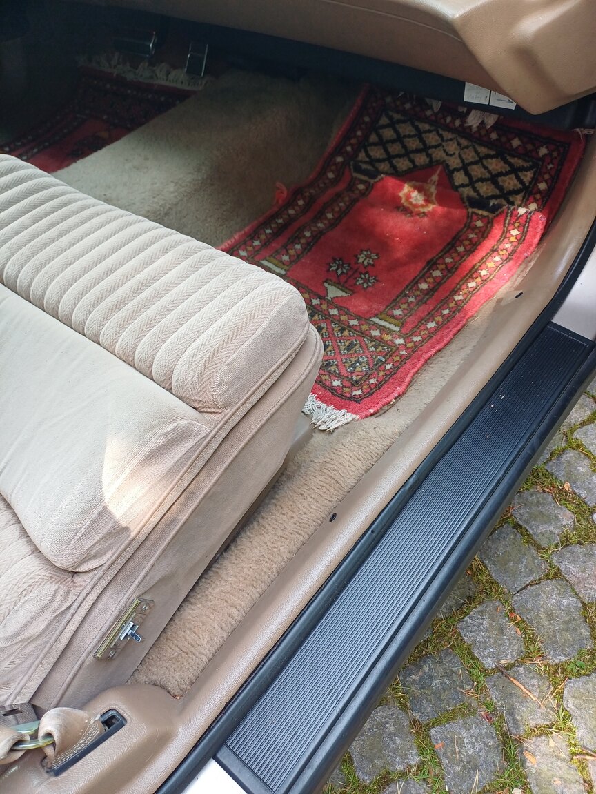 Interior image of 1992 Buick Park Avenue