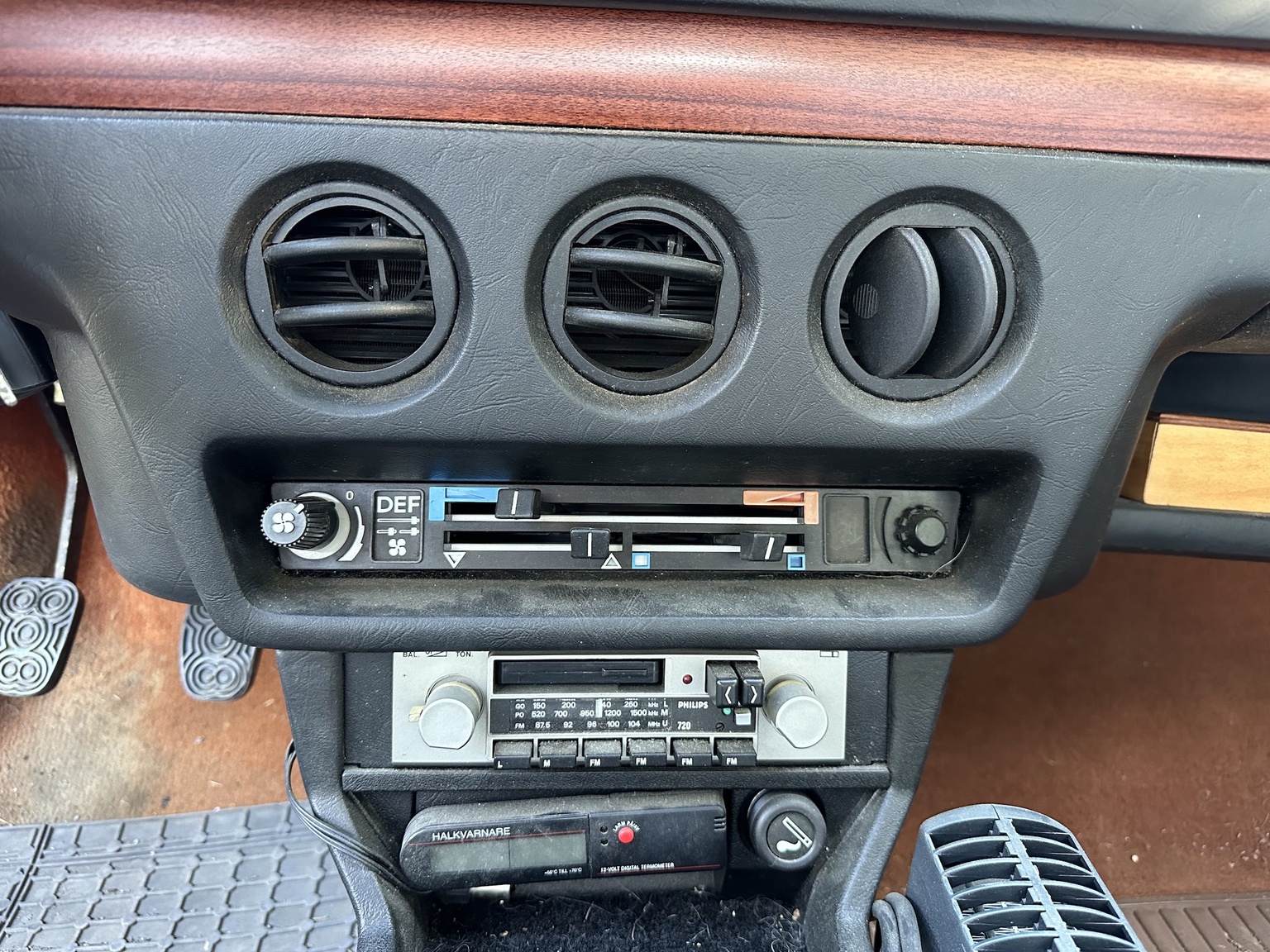 Interior image of 1984 Alfa Romeo Alfetta 2000
