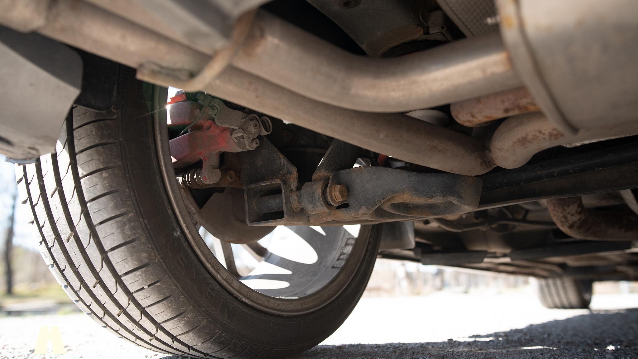 2016 Abarth 595 Competizione (39), Mekanik