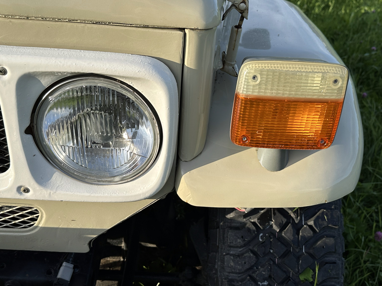 Exteriörbild på 1985 Toyota Land Cruiser BJ 42