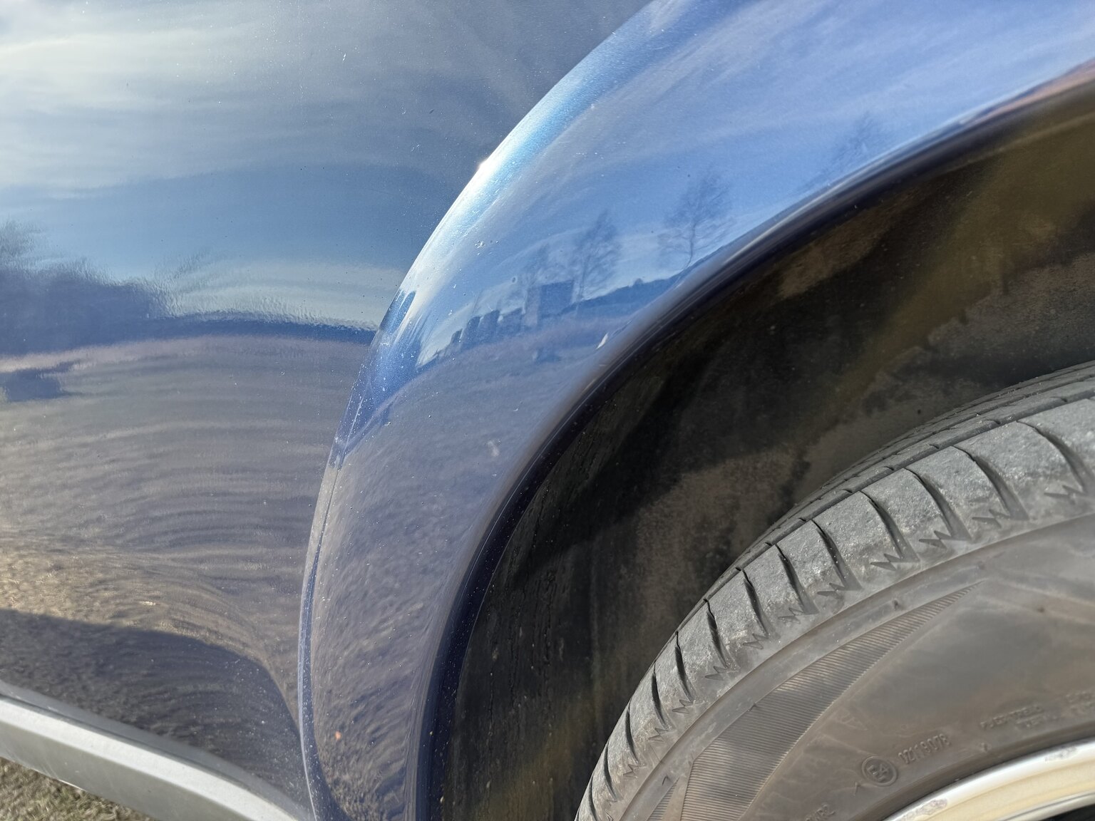 Exterior image of 2006 SAAB 9-7X 5.3 V8 XWD