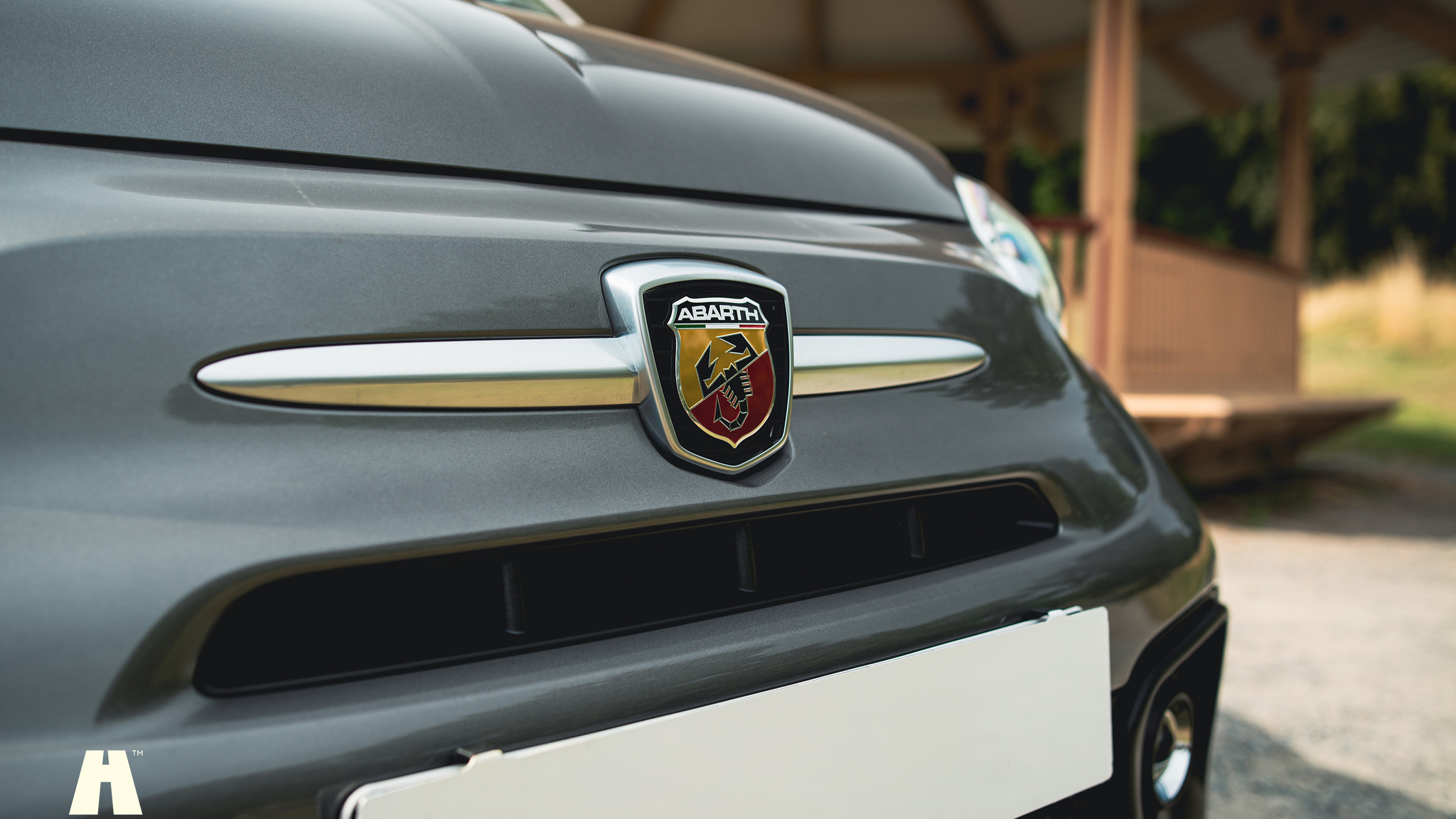 Exteriörbild på 2018 Abarth 595 Turismo CAB