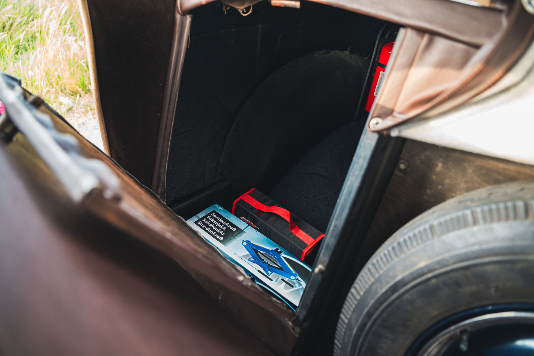 Innenraumfoto von 1939 Plymouth Road king P8 Coupe  (43)