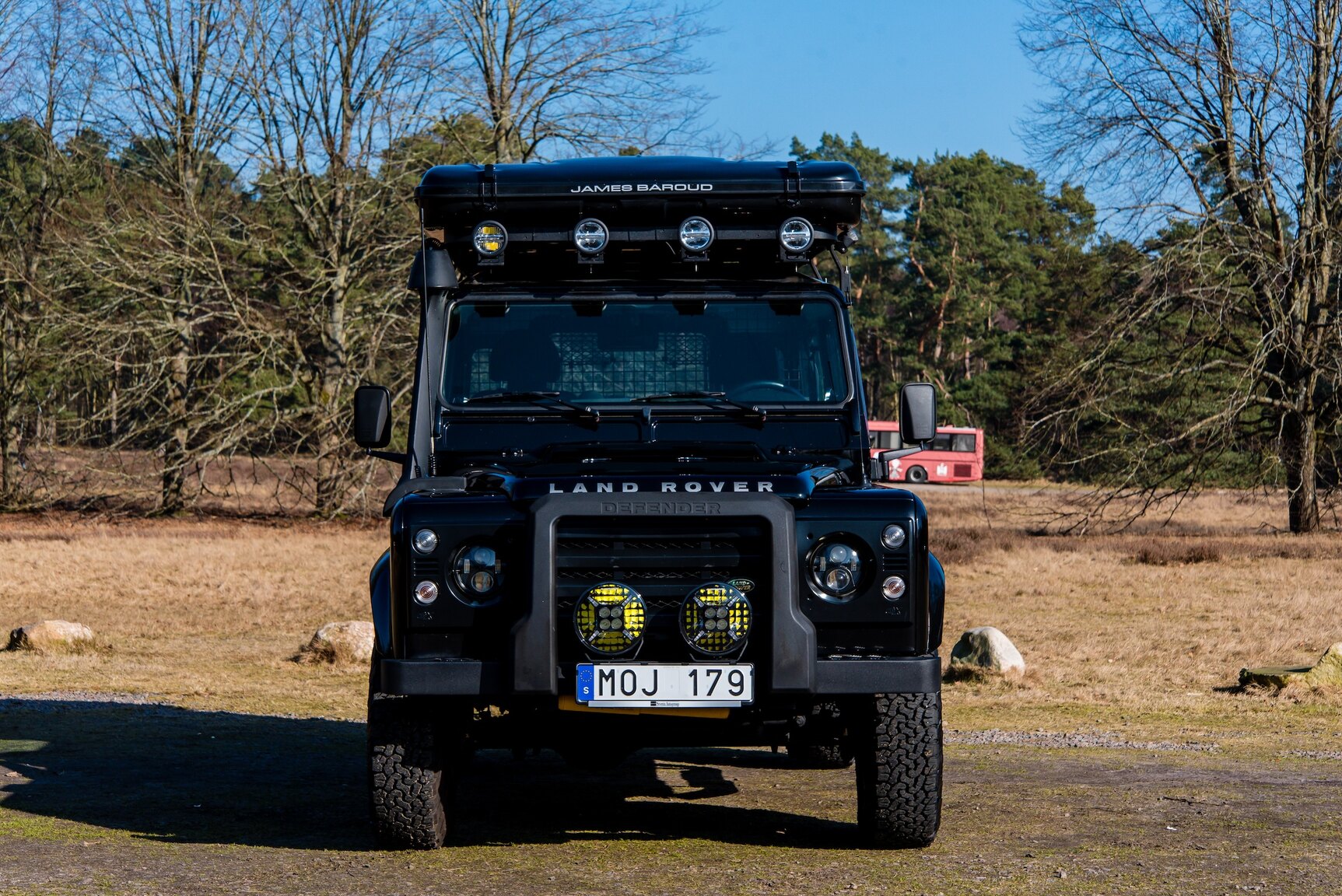 Exteriörbild på 2009 Land Rover Defender 90 2.4 TD4 4x4