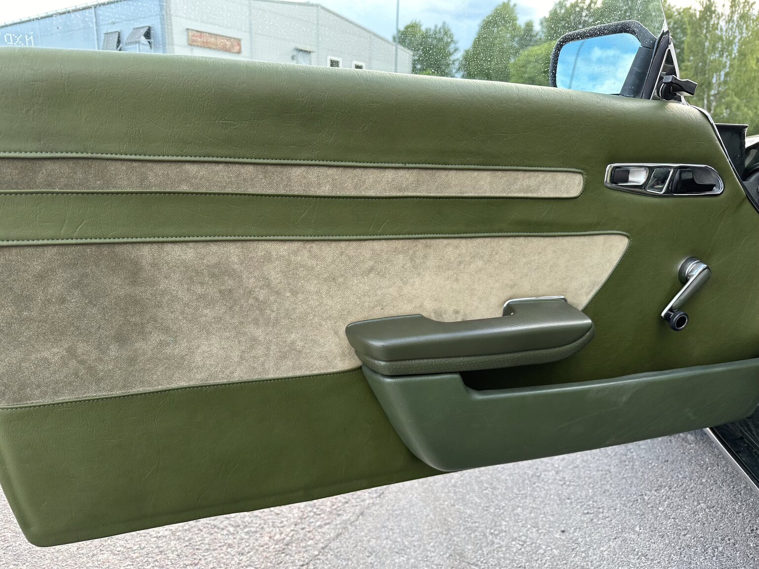 Innenraumfoto von 1974 Mercedes Benz 450 SLC