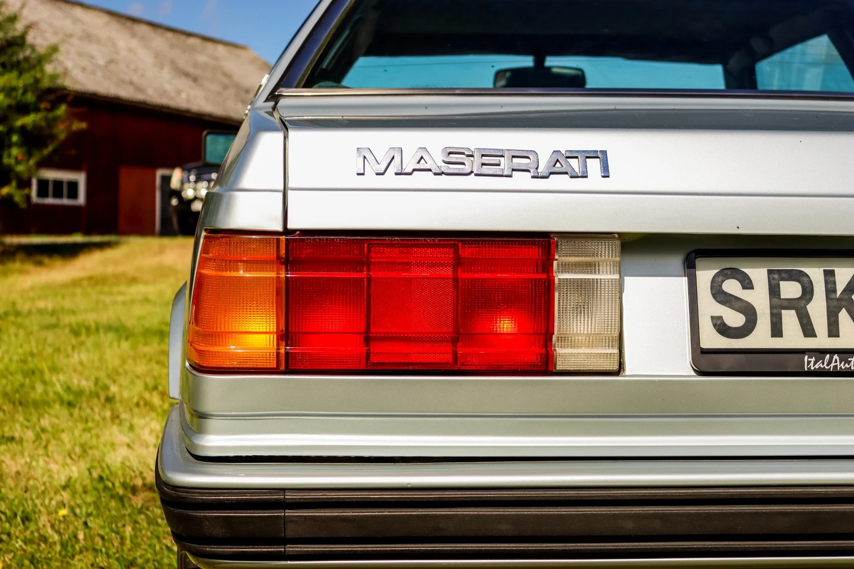 Exteriörbild på 1987 Maserati Biturbo i (28)