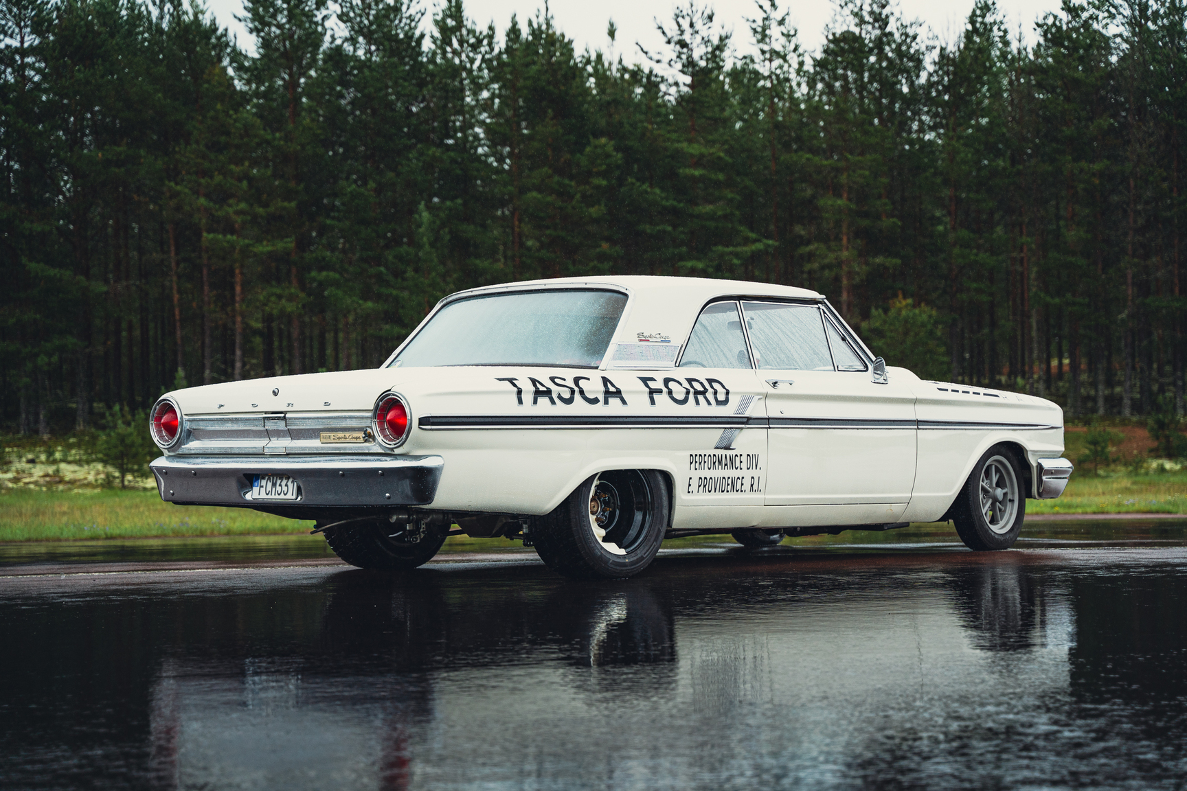 Aussenfoto 1964 Ford Fairlane 500 Sport Coupé (17)