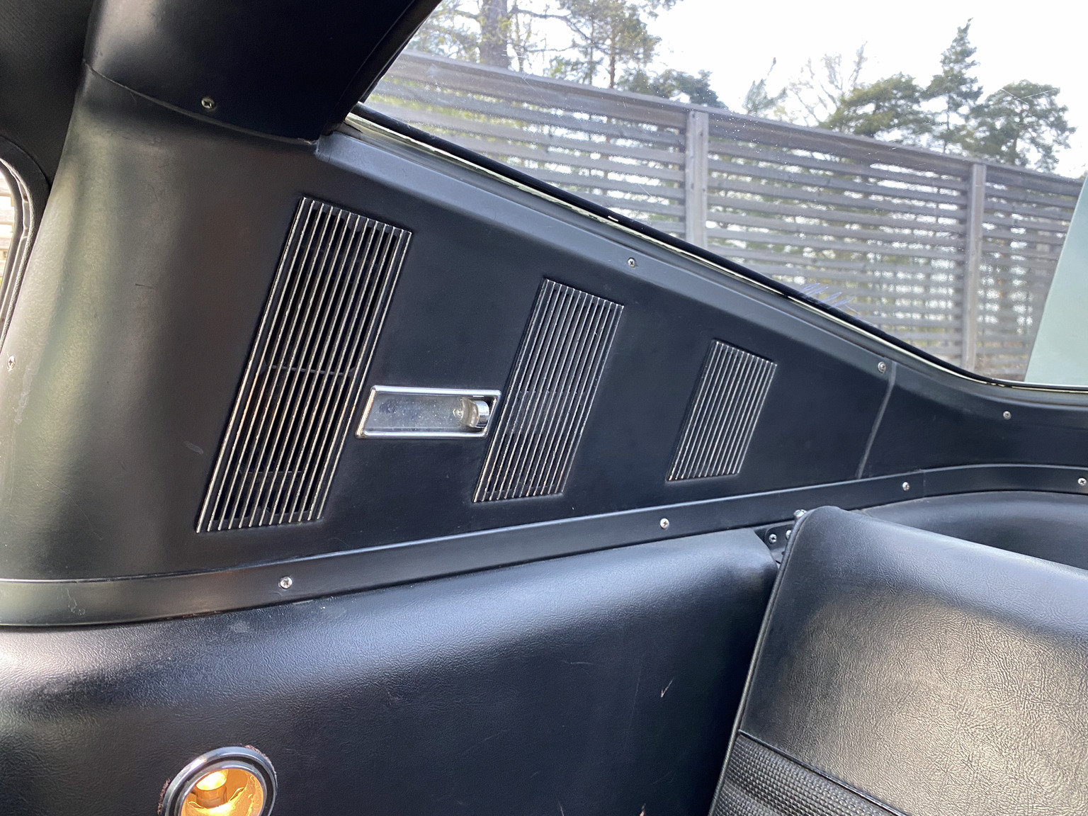 Interior image of 1966 Ford Mustang Fastback GT-clone (13)