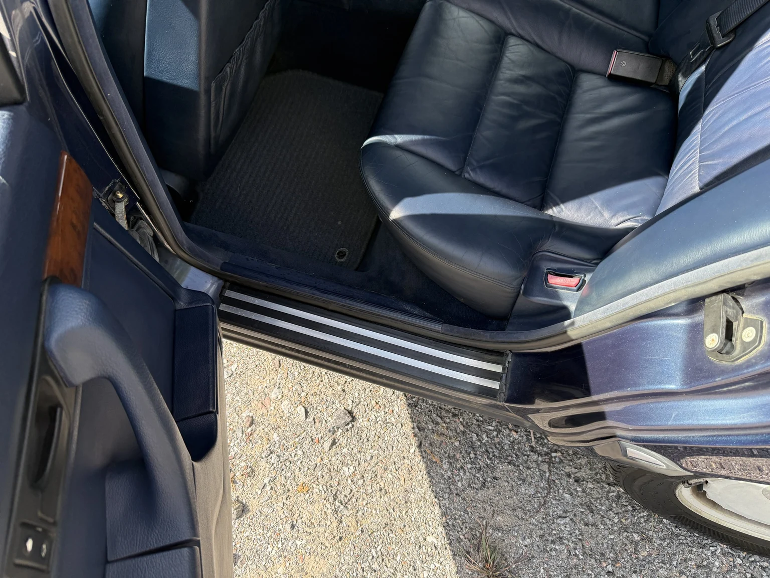 Innenraumfoto von 1990 BMW 750i (58)