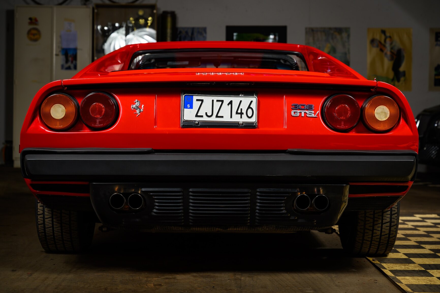 Exteriörbild på 1982 Ferrari 308 GTSI