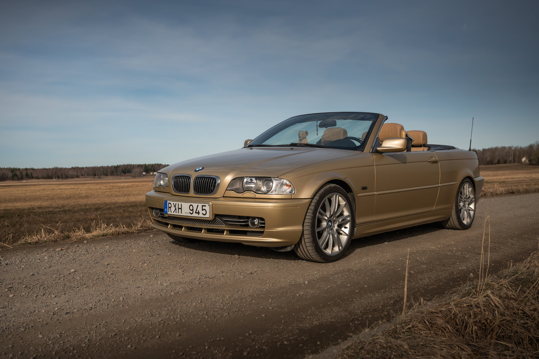 Exteriörbild på 2001 BMW 330Ci